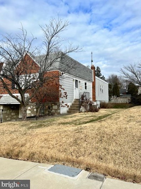 413 Waring St, Philadelphia, PA 19116-2426