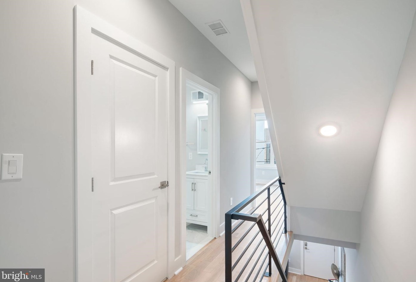 1717 Orianna St, Philadelphia PA  19148-1805 exterior