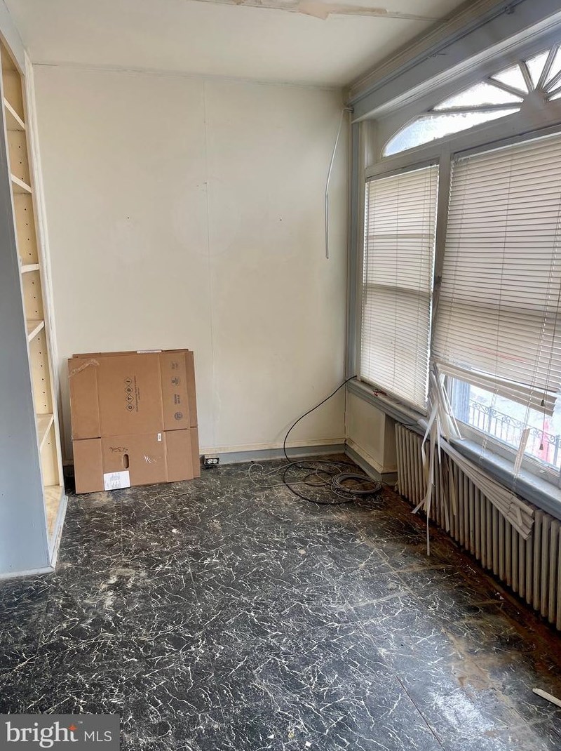 6902 Chelwynde Ave, Philadelphia, PA 19142-2117