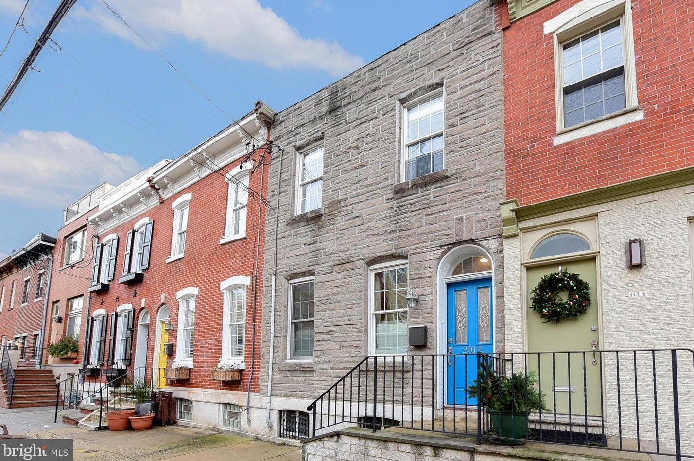 2012 Carpenter St, Philadelphia, PA 19146