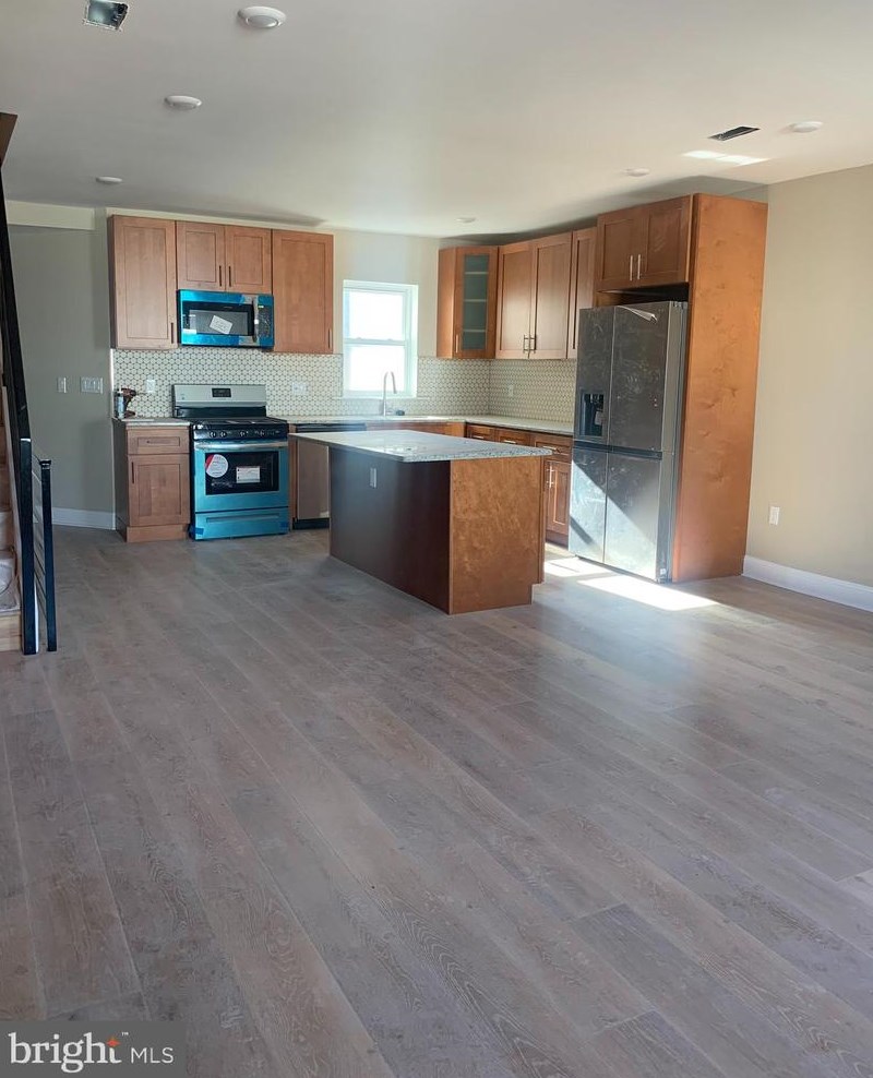 420 Morris St #b, Philadelphia, PA 19148