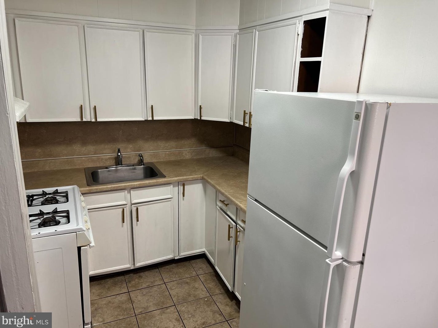 5438 Chancellor St #a, Philadelphia, PA 19139