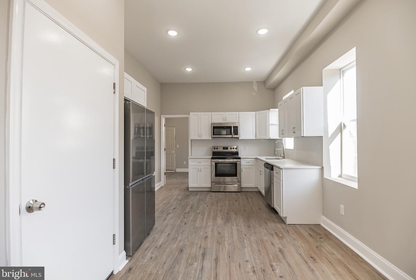 1325 Morris St #1, Philadelphia, PA 19148