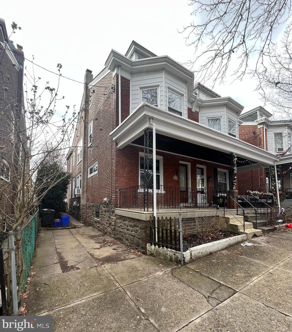 4336 Lauriston St, Philadelphia, PA 19128