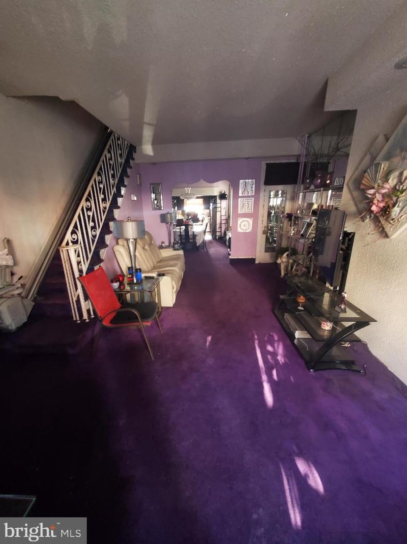 1606 Wharton St, Philadelphia, PA 19146-4742