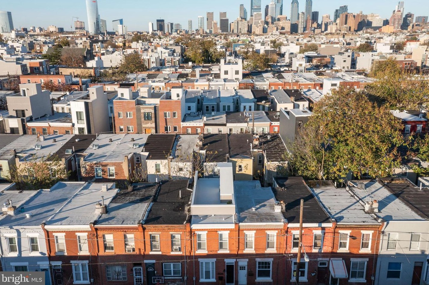 2041 Pierce St, Philadelphia, PA 19145-2012