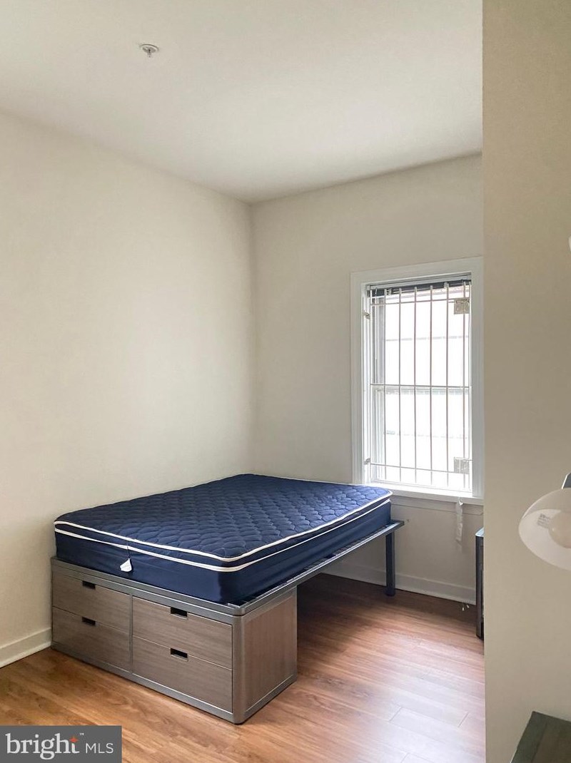 4027 Baring St, Philadelphia PA 19104-2271 exterior