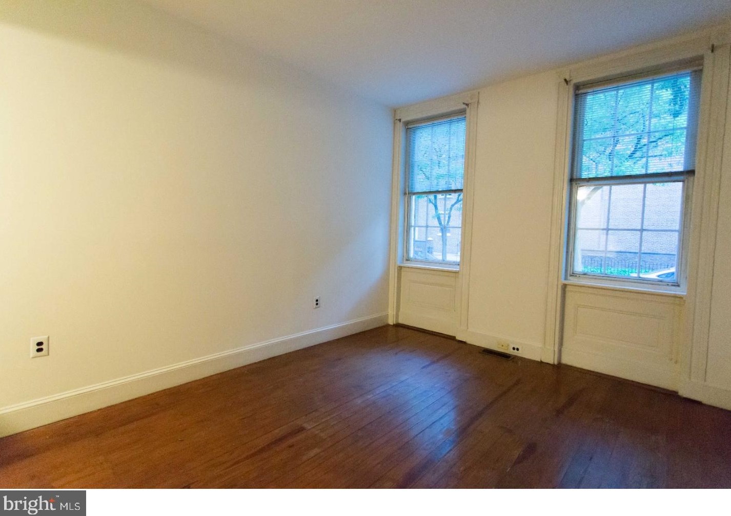 729 Spruce St #1f, Philadelphia, PA 19106