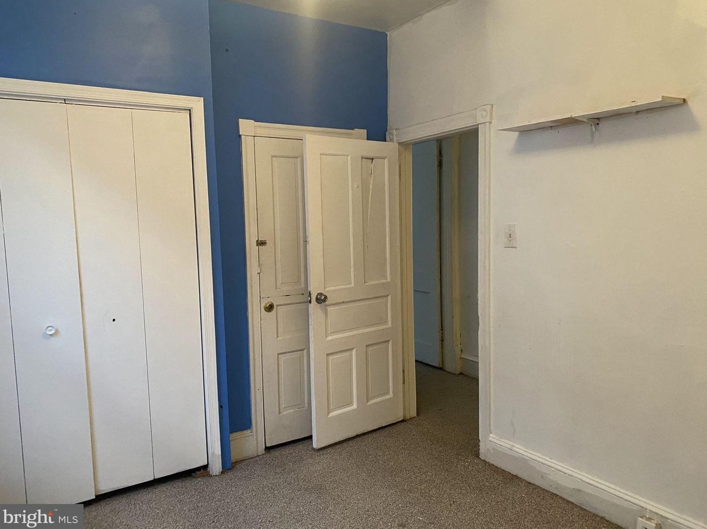 627 Locust Ave, Philadelphia PA  19144-1344 exterior