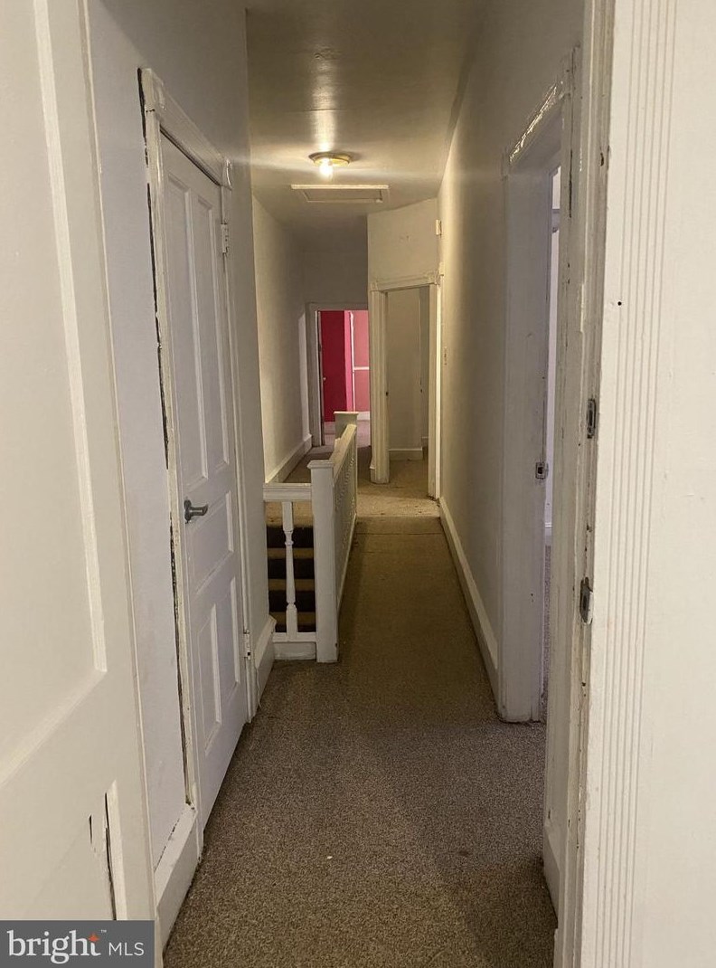 627 Locust Ave, Philadelphia PA  19144-1344 exterior