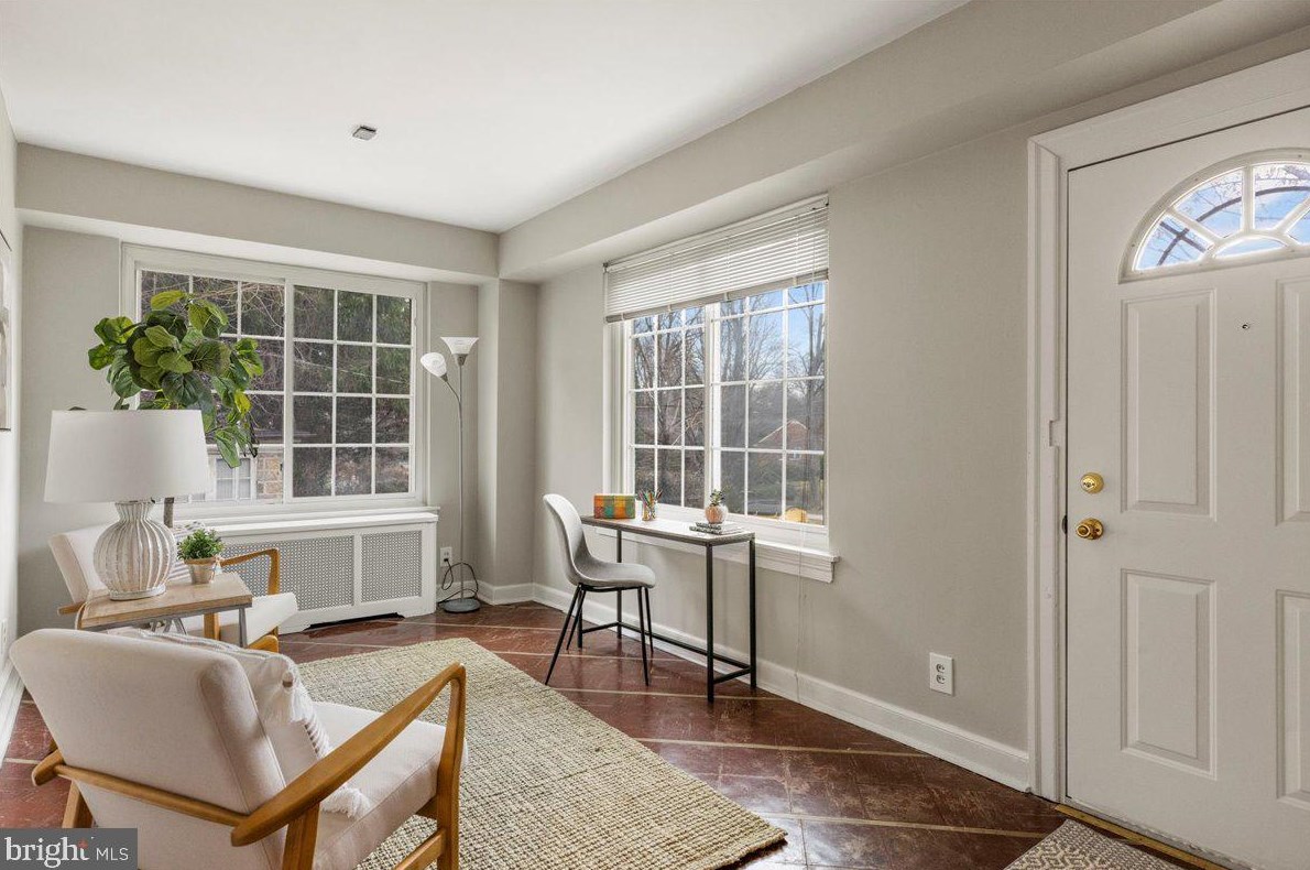 3122 Midvale Ave, Philadelphia, PA 19129-1011