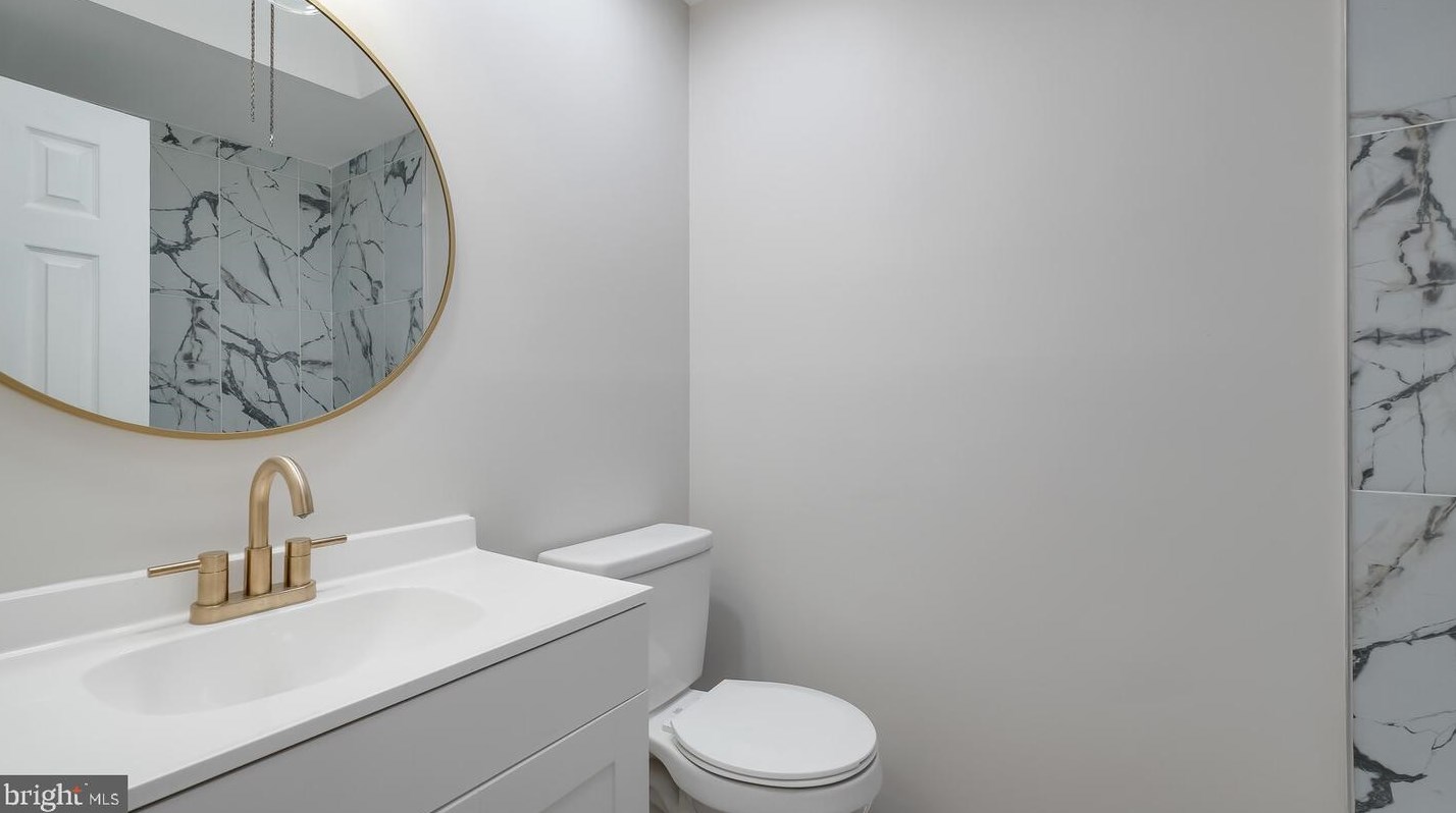 12797 Dunks Ferry Rd, Philadelphia PA  19154-1426 exterior