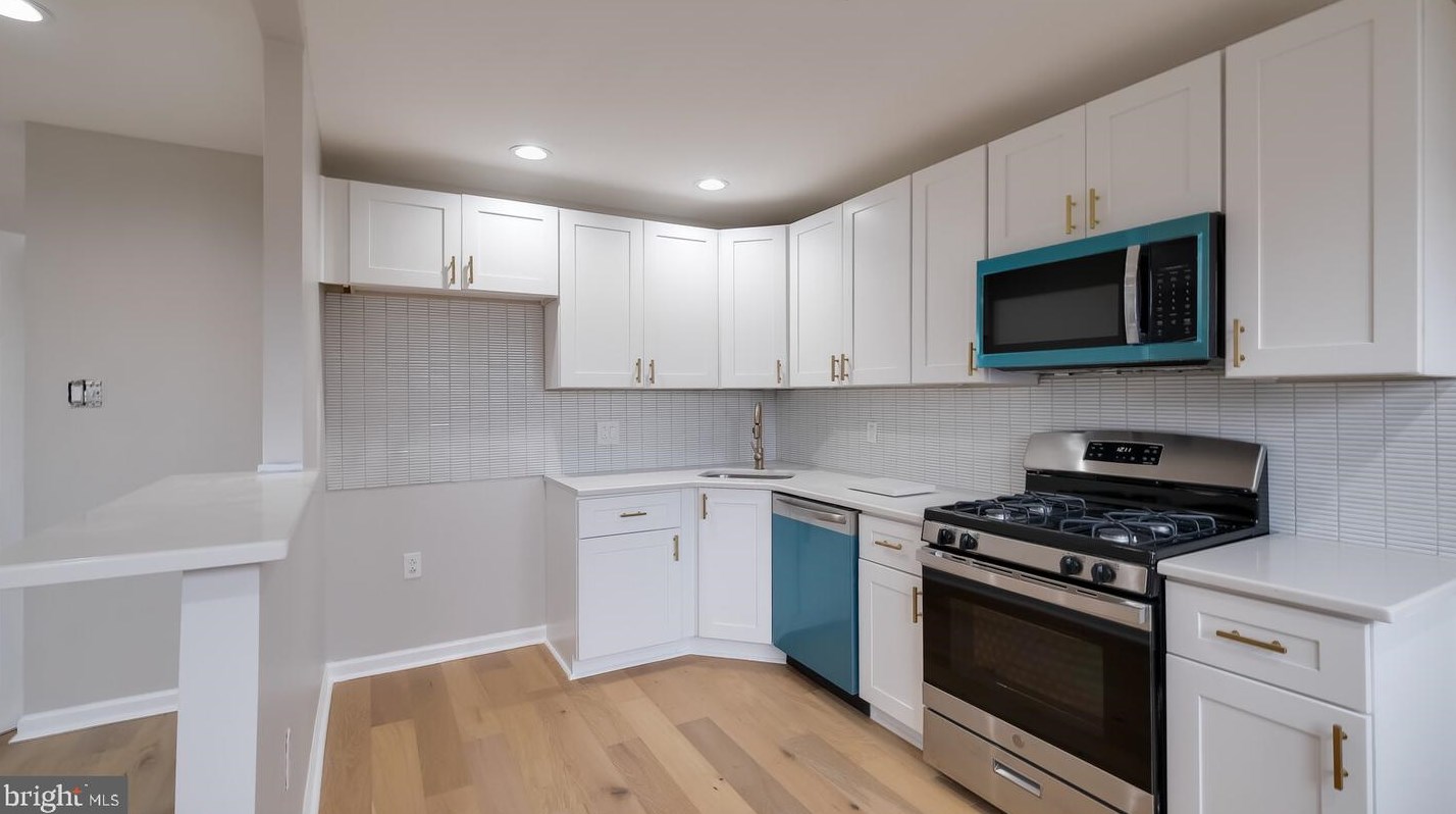 12797 Dunks Ferry Rd, Philadelphia PA  19154-1426 exterior