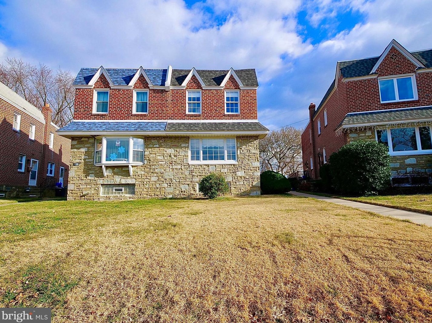 1267 Stanwood St, Philadelphia, PA 19111-1512