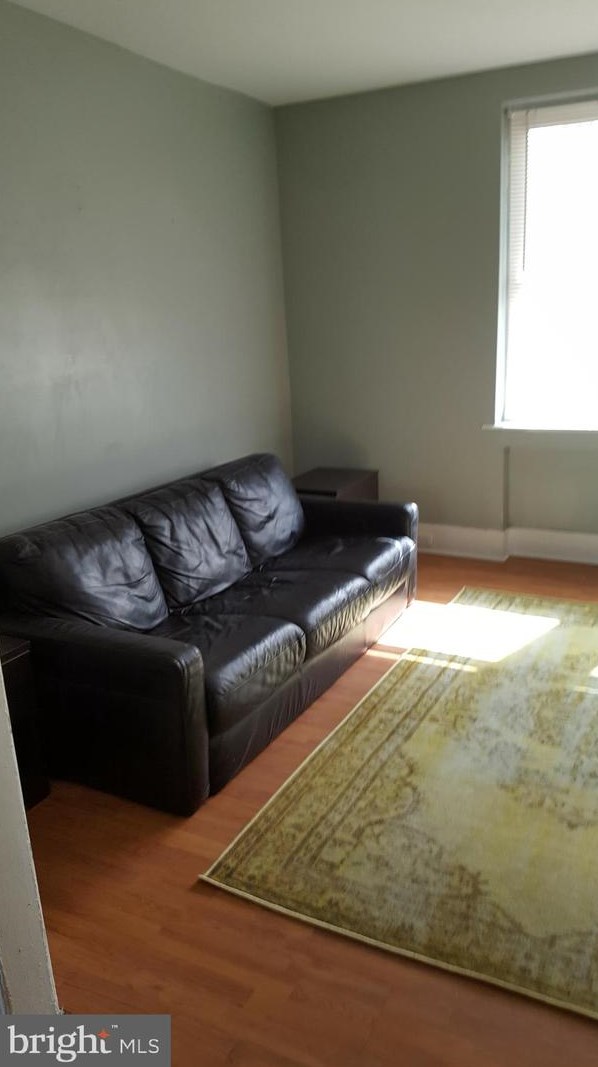 1303 Venango St, Philadelphia PA 19140-4133 exterior