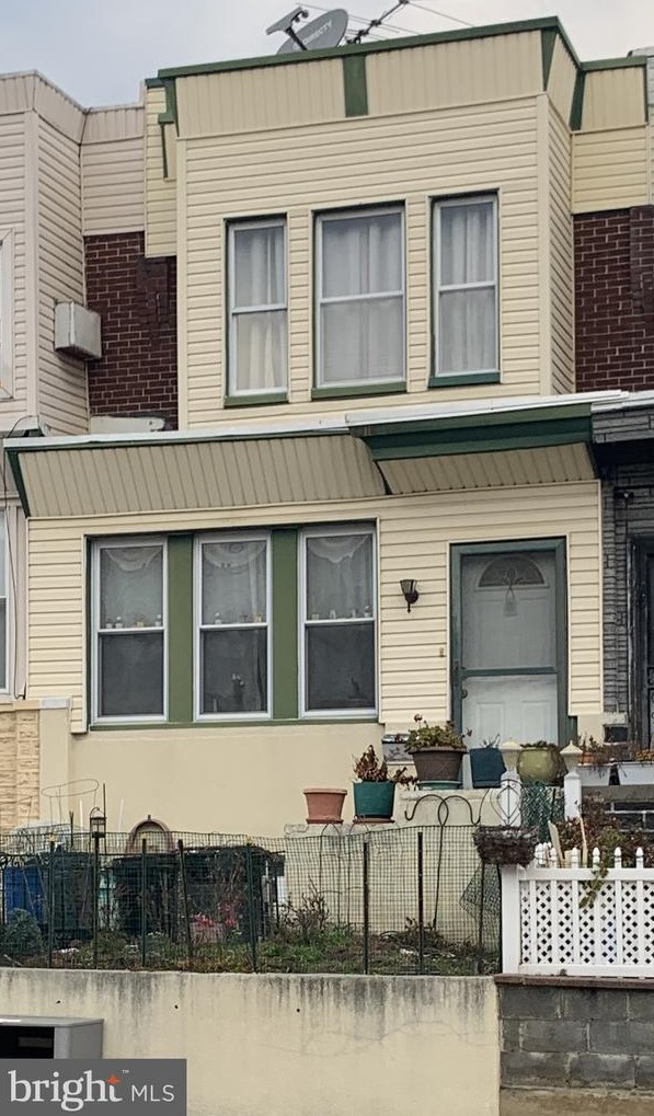 307 Fisher Ave, Philadelphia, PA 19120-3214