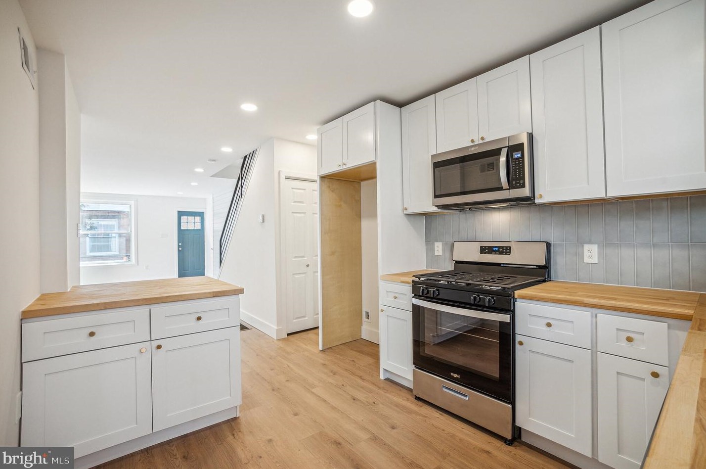 2144 Opal St, Philadelphia PA  19145-3606 exterior