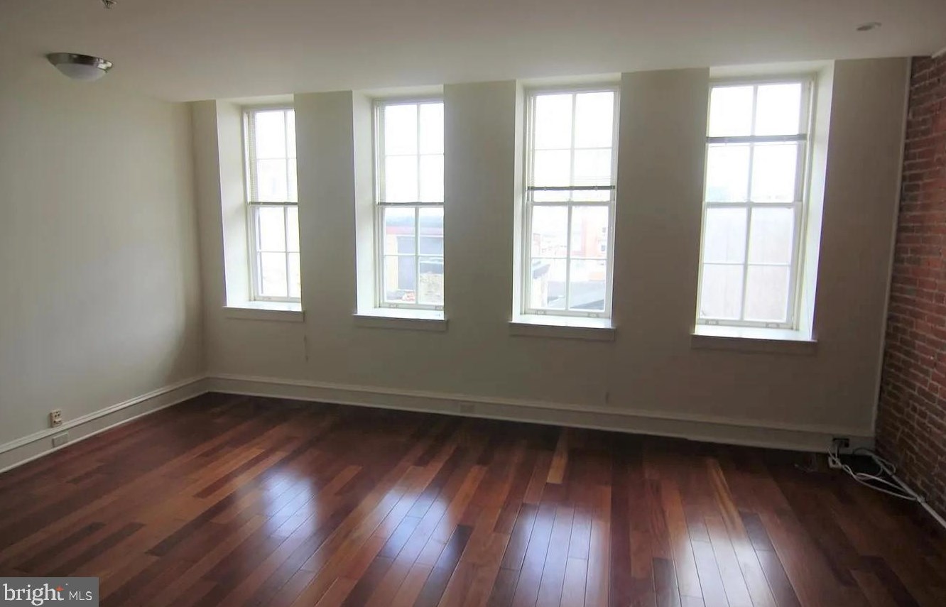 59 N 3rd St Apt 4f, Philadelphia, PA