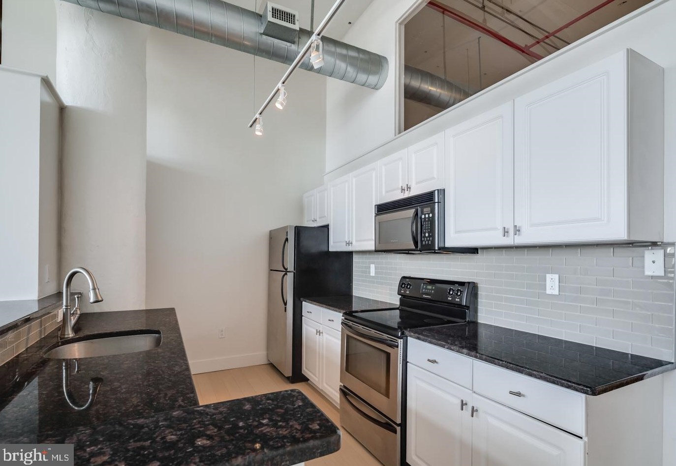 720 N 5th St #unit 403, Philadelphia, PA 19123