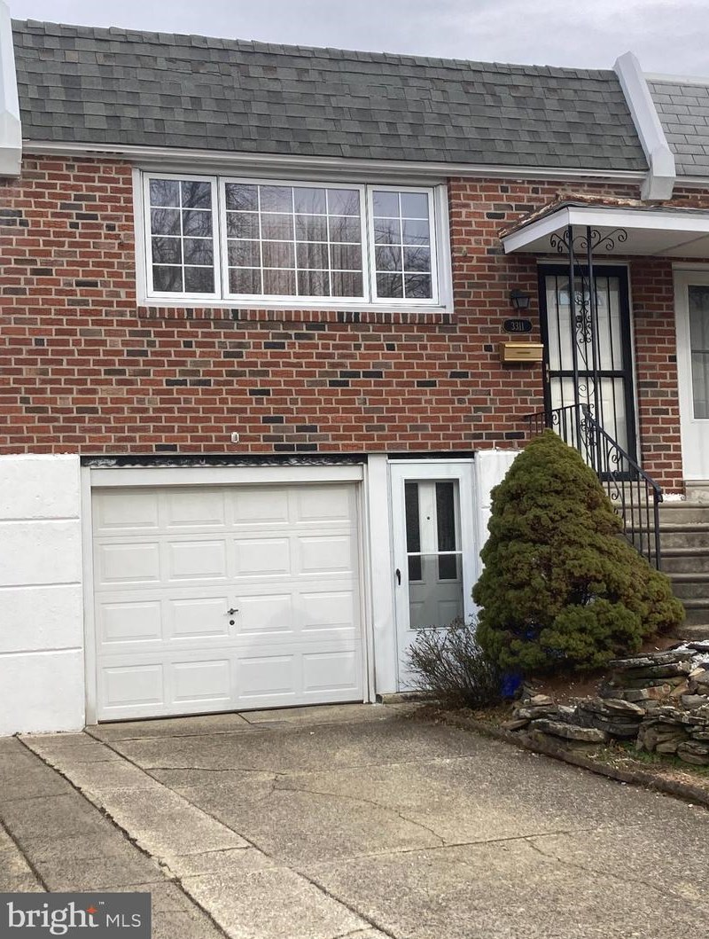3311 Elliston Cir, Philadelphia, PA 19114-1205