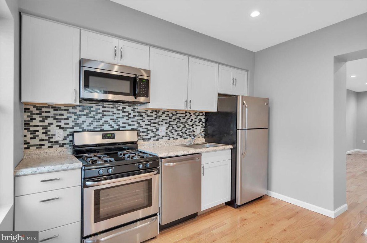 2863 Hedley St, Philadelphia PA  19137-1924 exterior