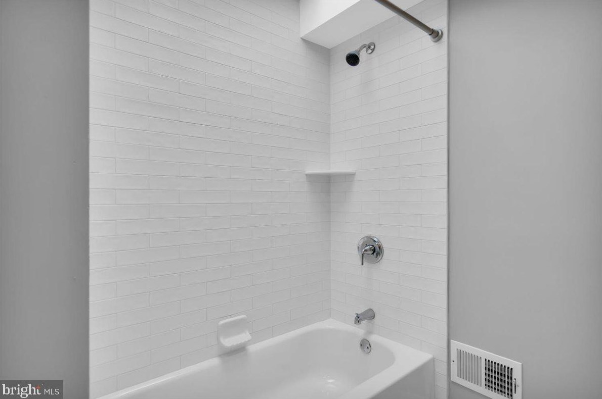 2863 Hedley St, Philadelphia PA  19137-1924 exterior