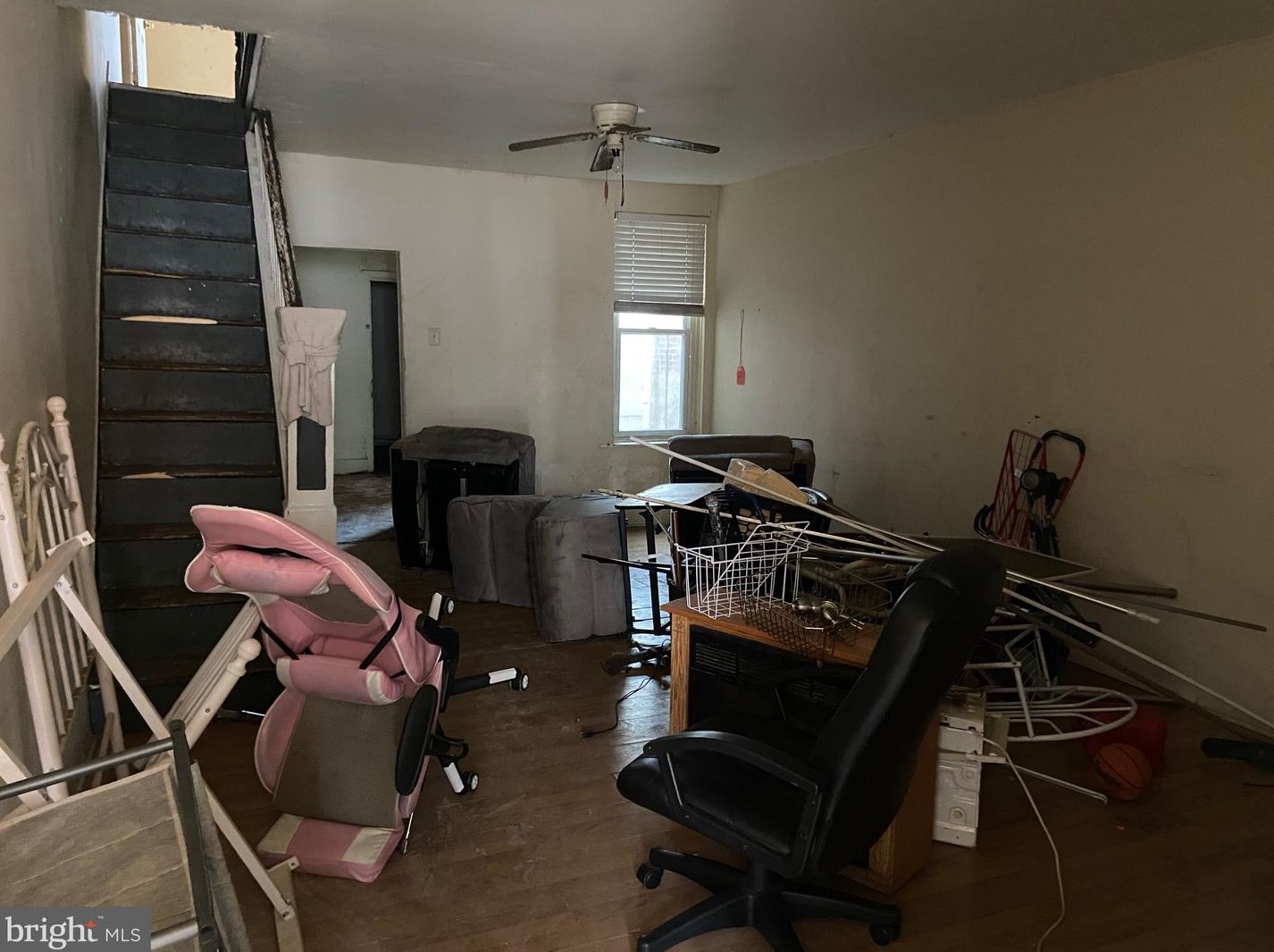 852 Hilton St, Philadelphia, PA 19134-1916