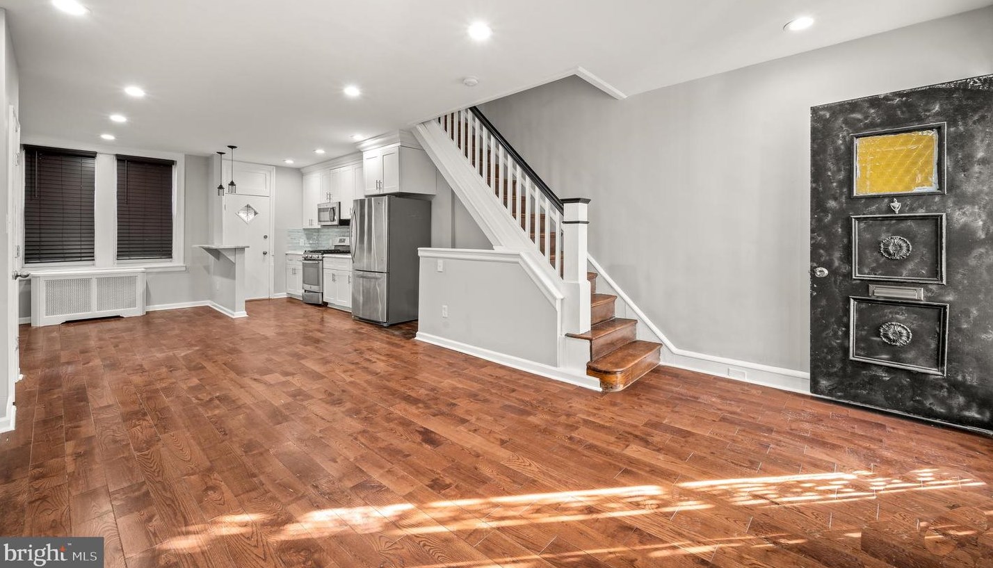 6221 Addison St, Philadelphia, PA 19143