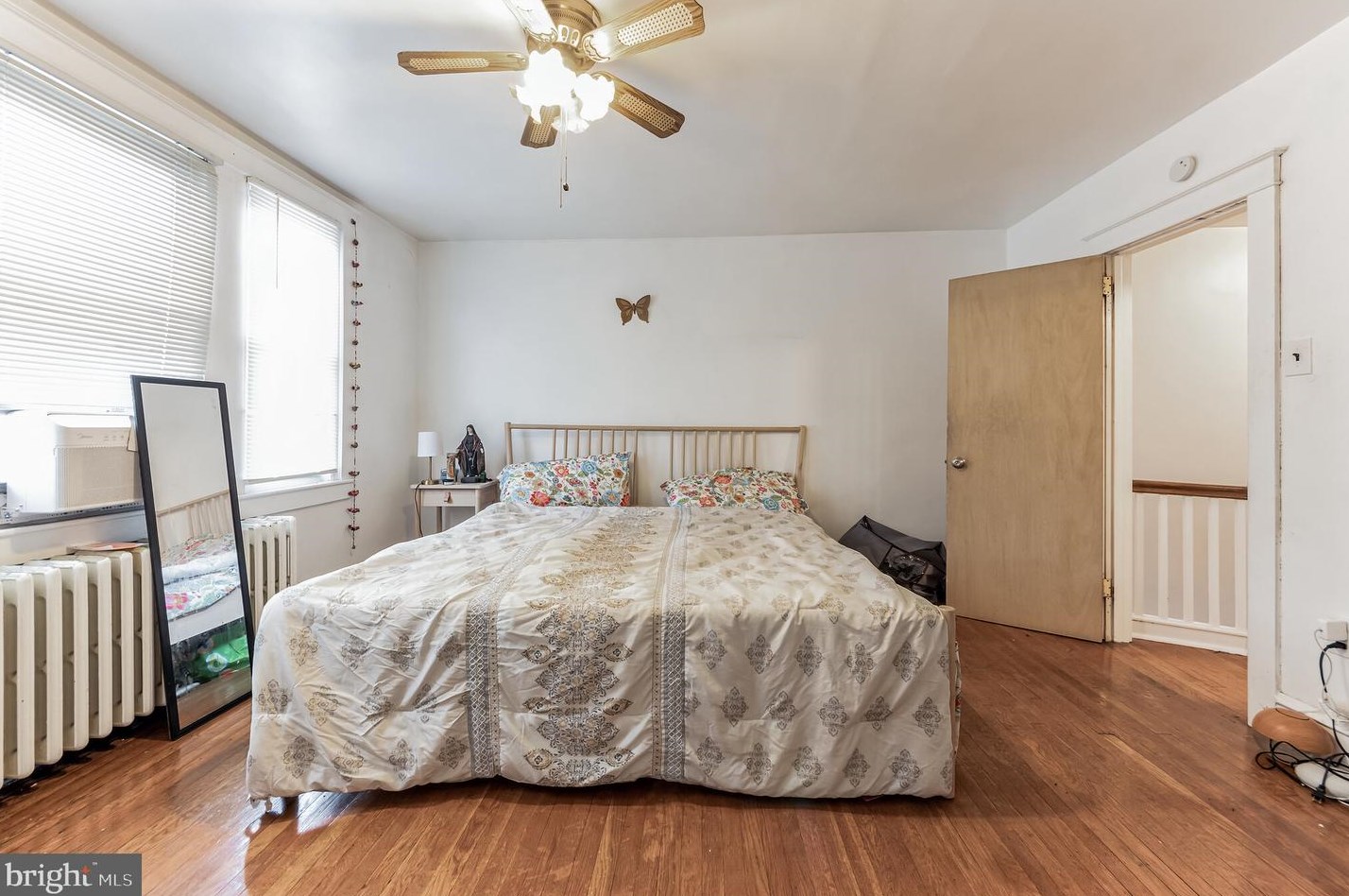 302 Sparks St, Philadelphia PA 19120-1944 exterior