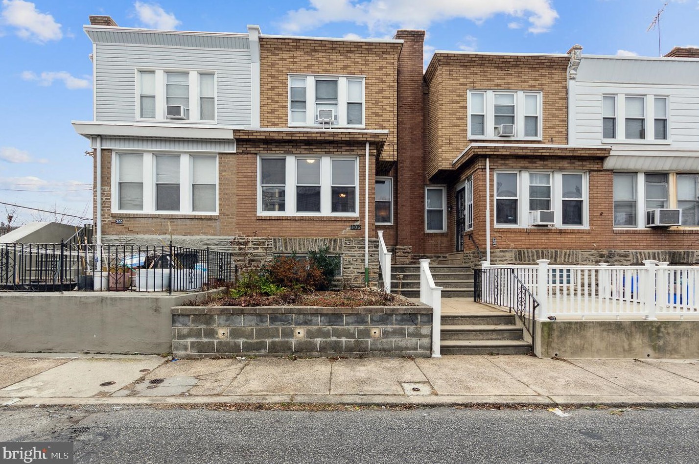 302 Sparks St, Philadelphia PA 19120-1944 exterior