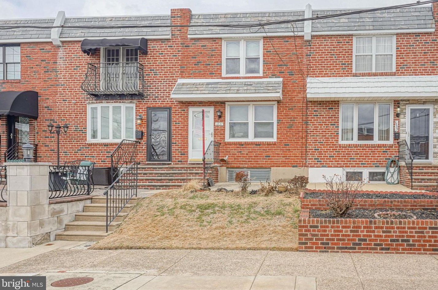 1637 Croatan Pl, Philadelphia, PA 19145-5403