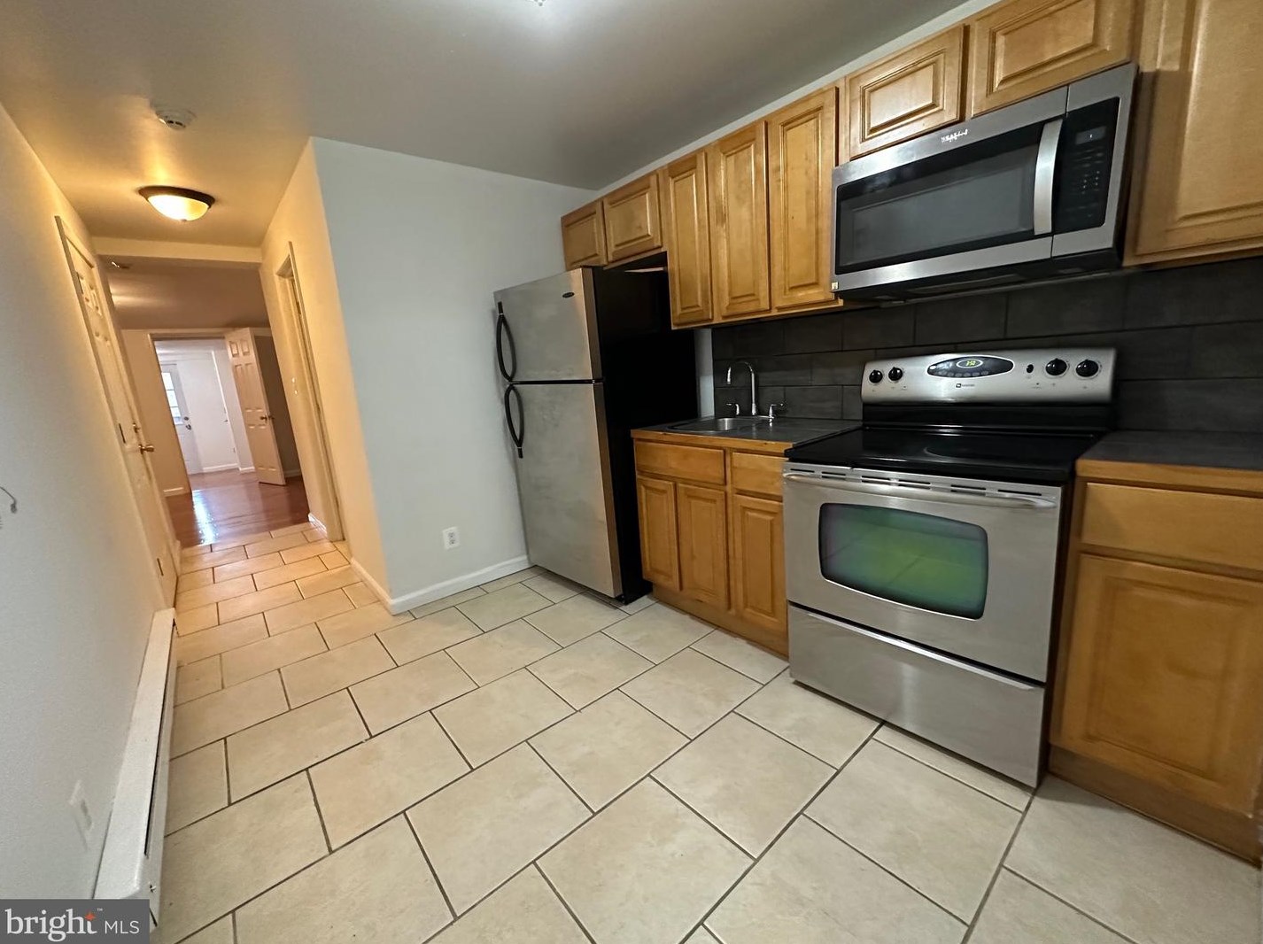 1915 Wharton St #2, Philadelphia, PA 19146