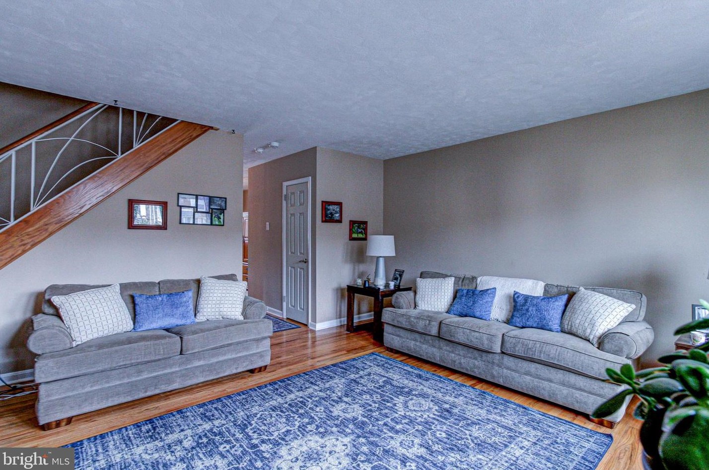 11844 Basile Rd, Philadelphia, PA 19154-2523