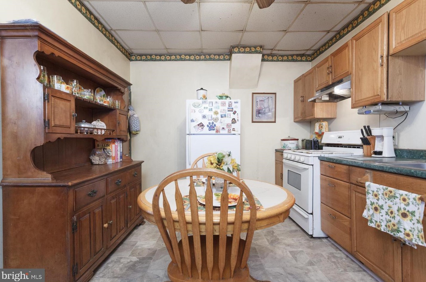 2843 Venango St, Philadelphia, PA 19134-6108