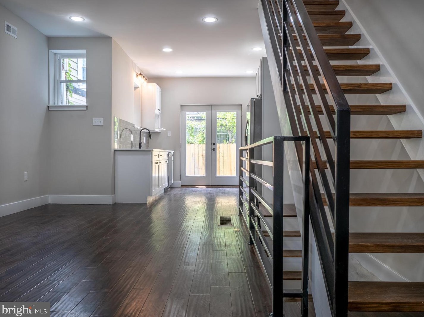 2930 Nicholas St, Philadelphia, PA 19121