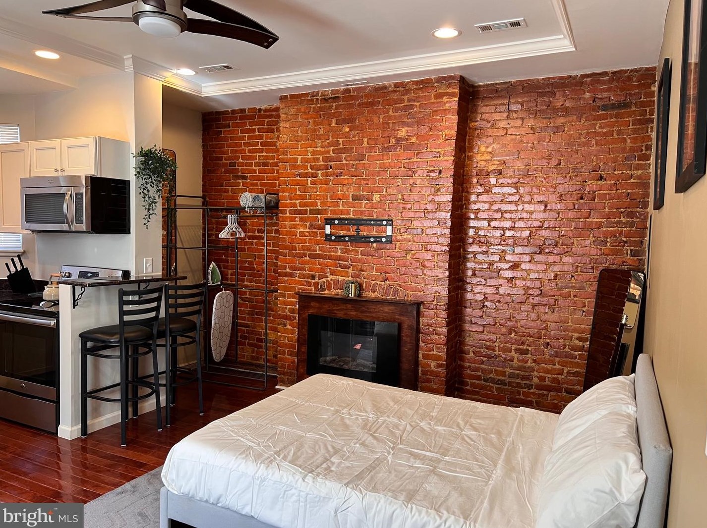 833 N 63rd St #apt 5, Philadelphia, PA 19151