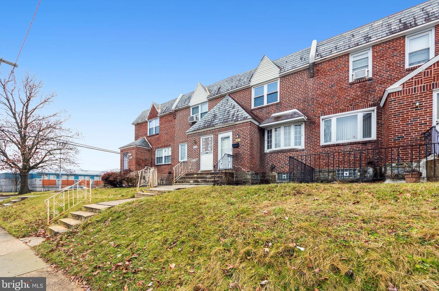 8604 Bayard St, Philadelphia PA  19150-1619 exterior