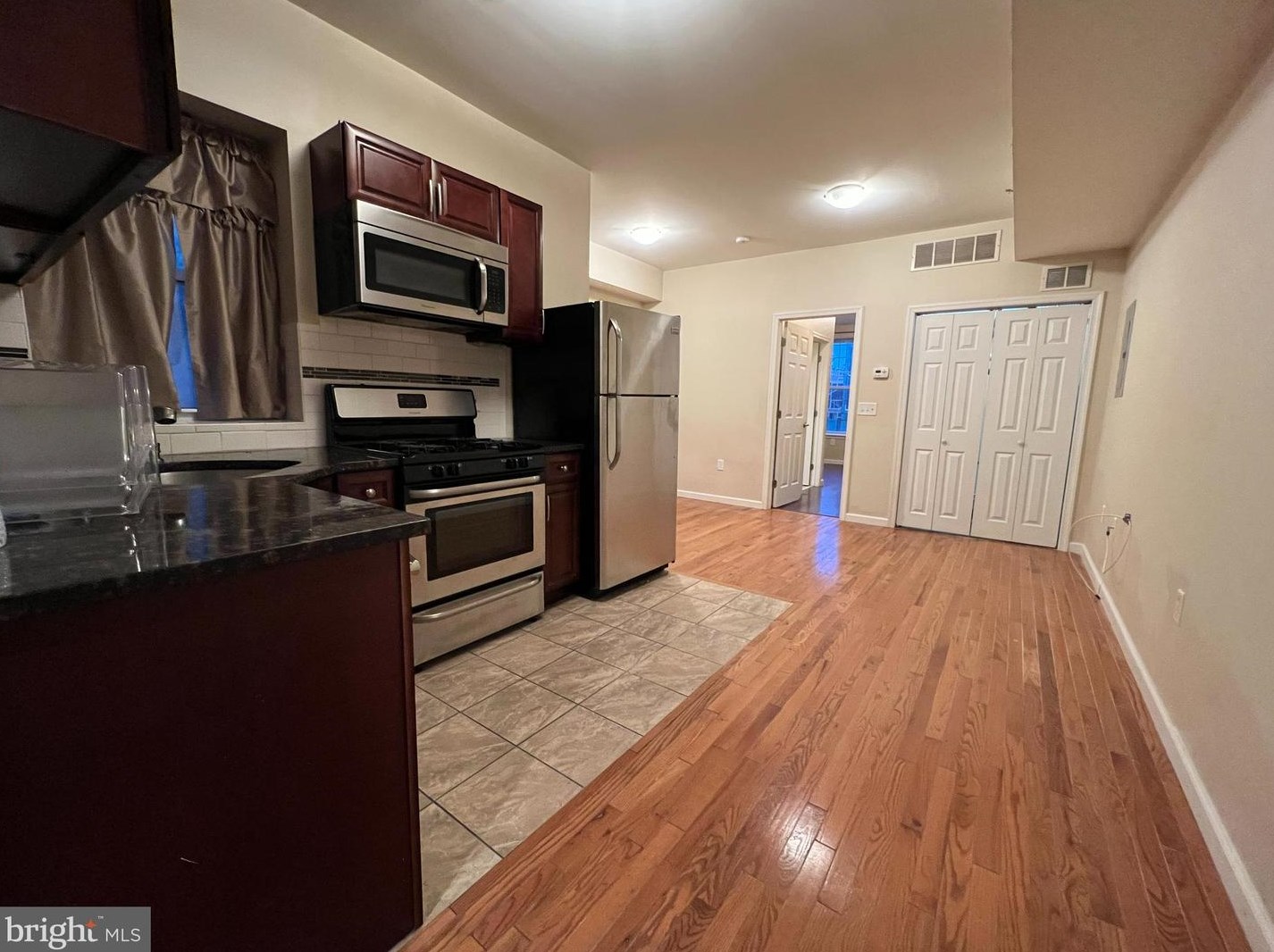 1818 Germantown Ave #202, Philadelphia, PA 19122