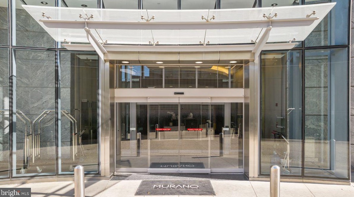 2101 Market St #1604, Philadelphia, PA 19103