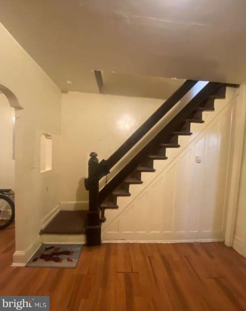 2438 Gratz St, Philadelphia, PA 19132-4311