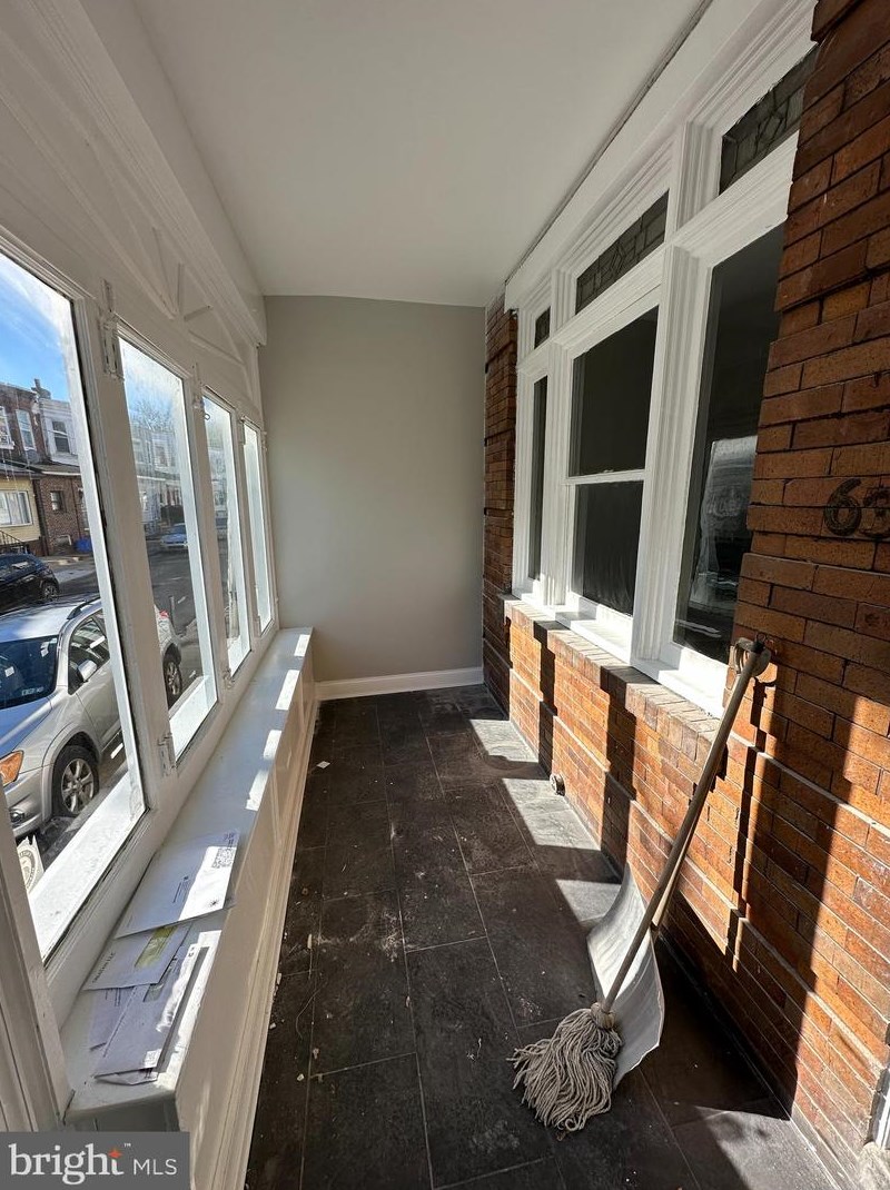 6319 Wheeler St, Philadelphia PA  19142-2922 exterior