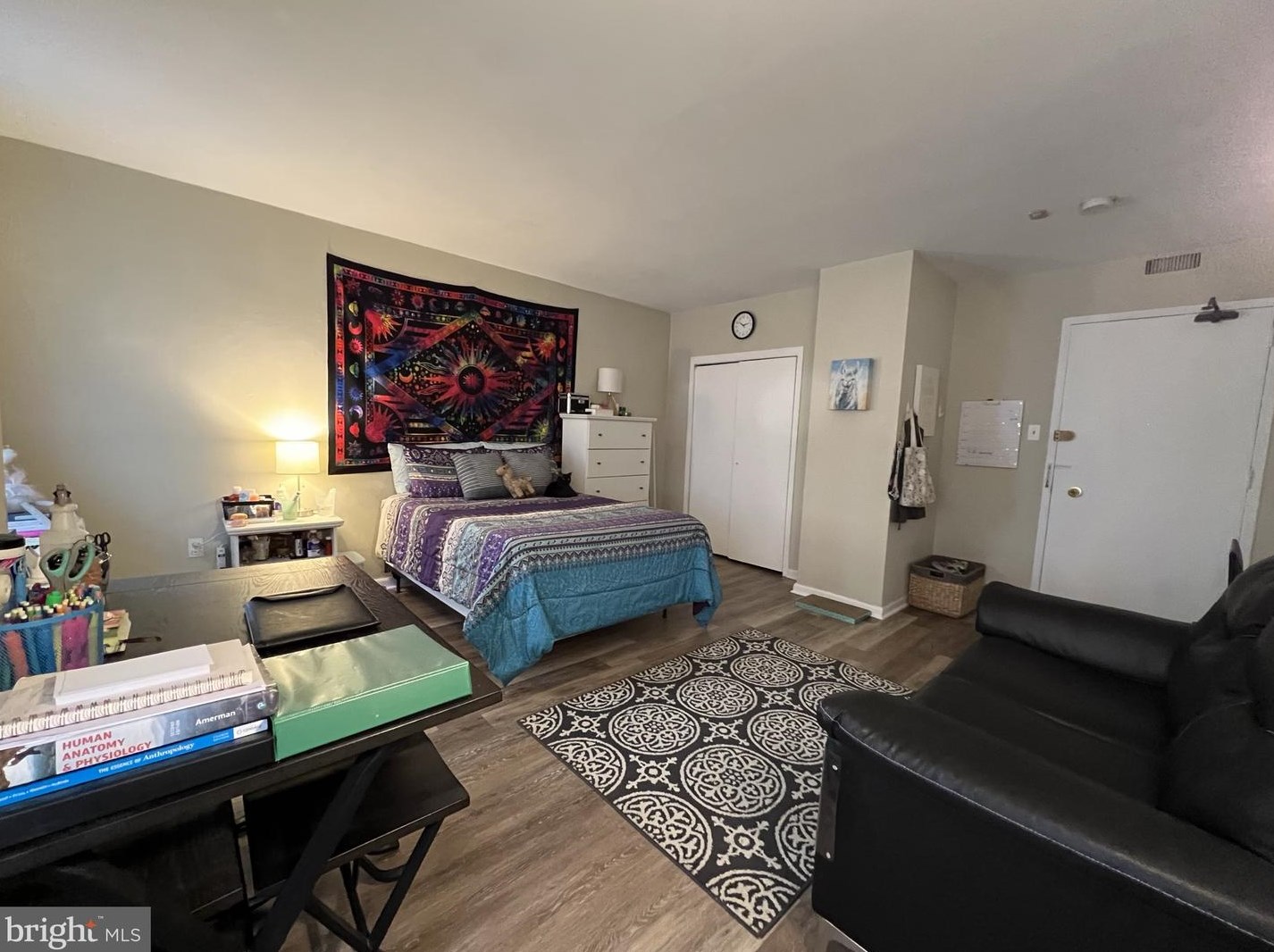 1849 Walnut St #813, Philadelphia, PA 19103