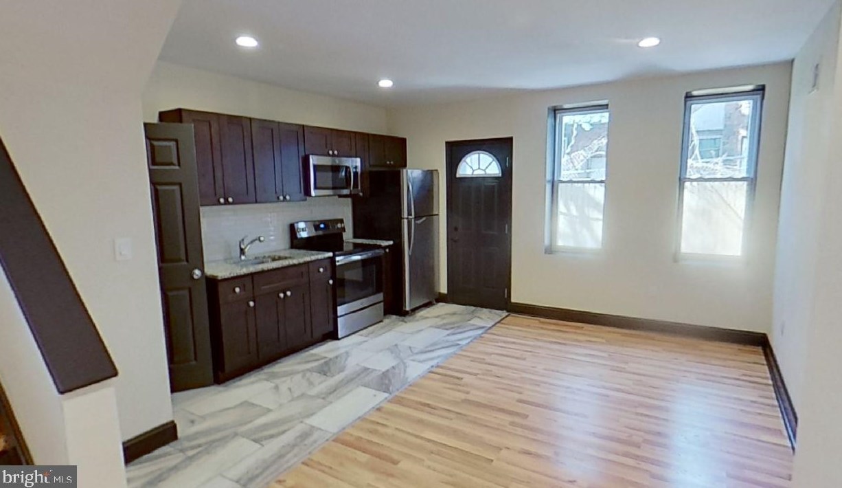 2840 Bailey St, Philadelphia PA  19132-2513 exterior