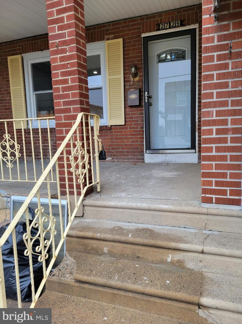 2725 71st St, Philadelphia PA  19153-2401 exterior