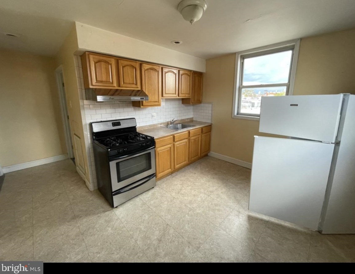 1715 Snyder Ave, Philadelphia, PA 19145