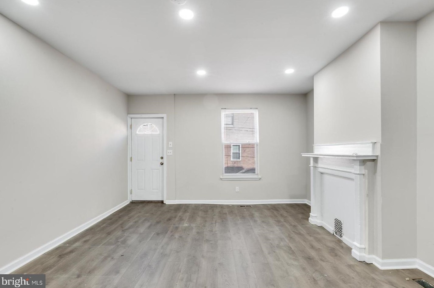 2352 Watkins St, Philadelphia PA  19145-1829 exterior