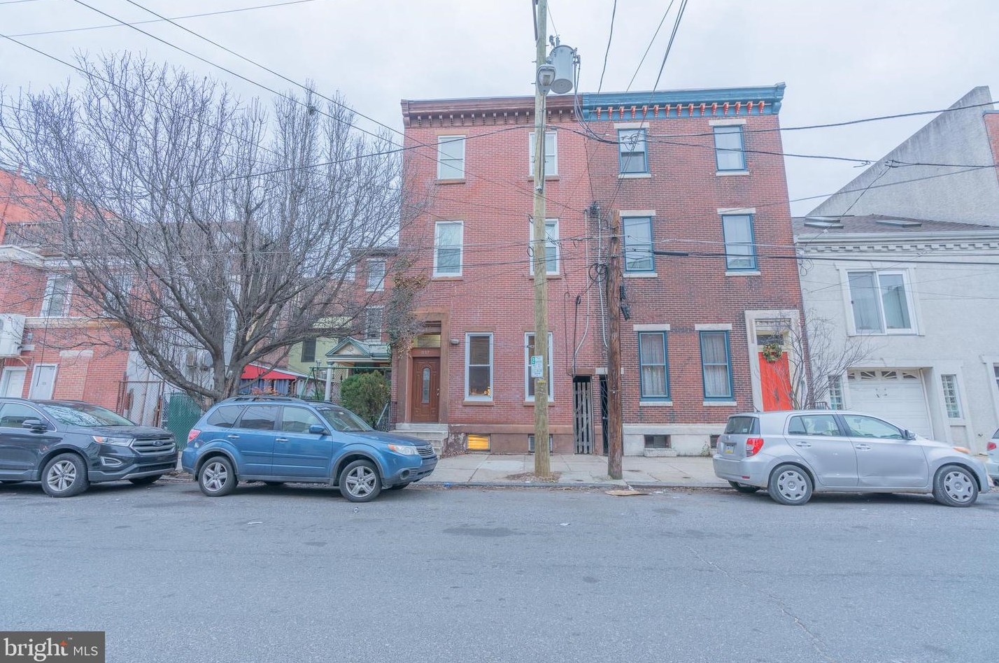 1137 Shackamaxon St, Philadelphia, PA 19125-4143