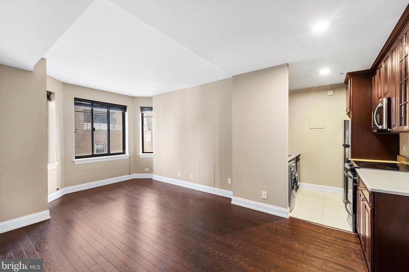 222 W Rittenhouse Square #302, Philadelphia, PA 19103