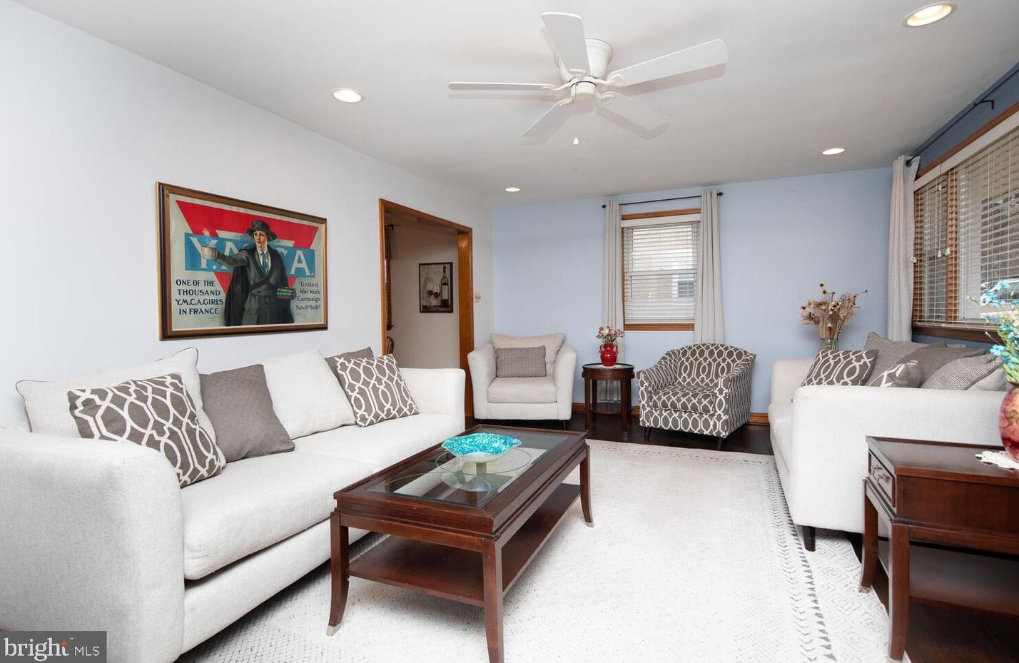8731 Old Line Rd, Philadelphia, PA 19128-2021