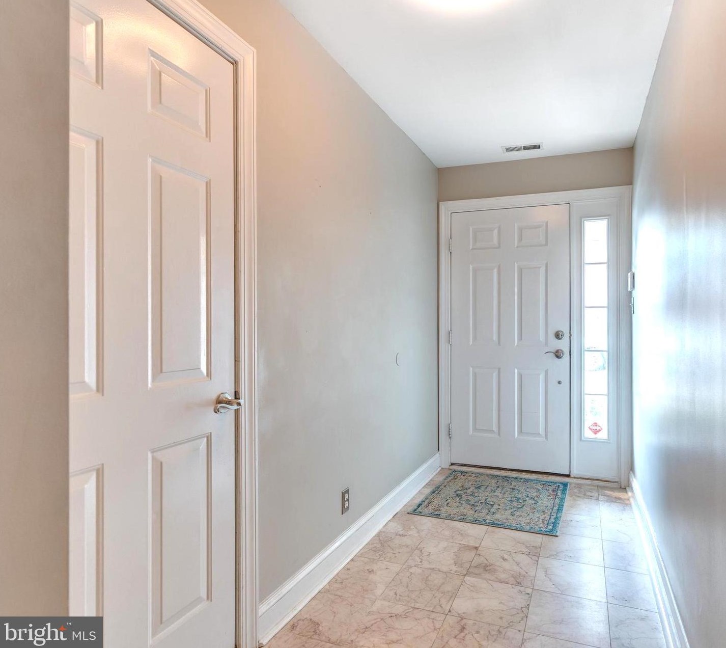 125 East St, Philadelphia, PA 19127-1805